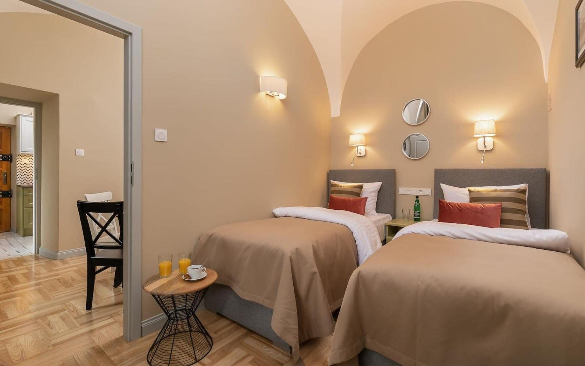Rent Like Home - Krakowskie Przedmiescie 12 Warsaw Ngoại thất bức ảnh
